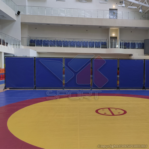 Ширма разделительная, мобильная для спортивного зала